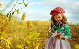 child_painter_palette_nature_autumn_67376_3840x2400